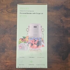 Pink Personal Blender with To-go Lid